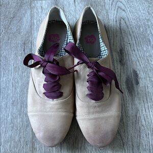 BP Beige Shoes with Burgundy Laces